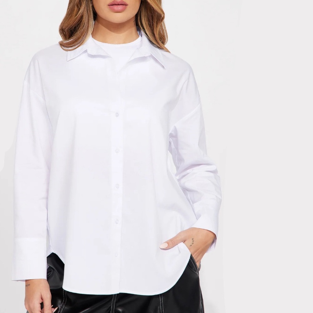 Fashion Nova Button Down Shirt L